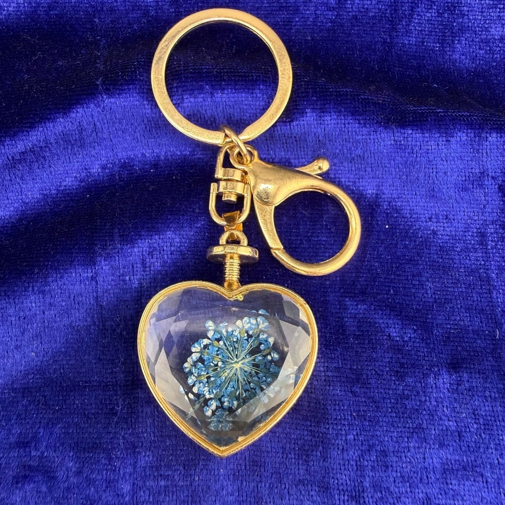 Heart‎ Keychain Gold Tone Dried Flower Cottagecore - Picture 2 of 6